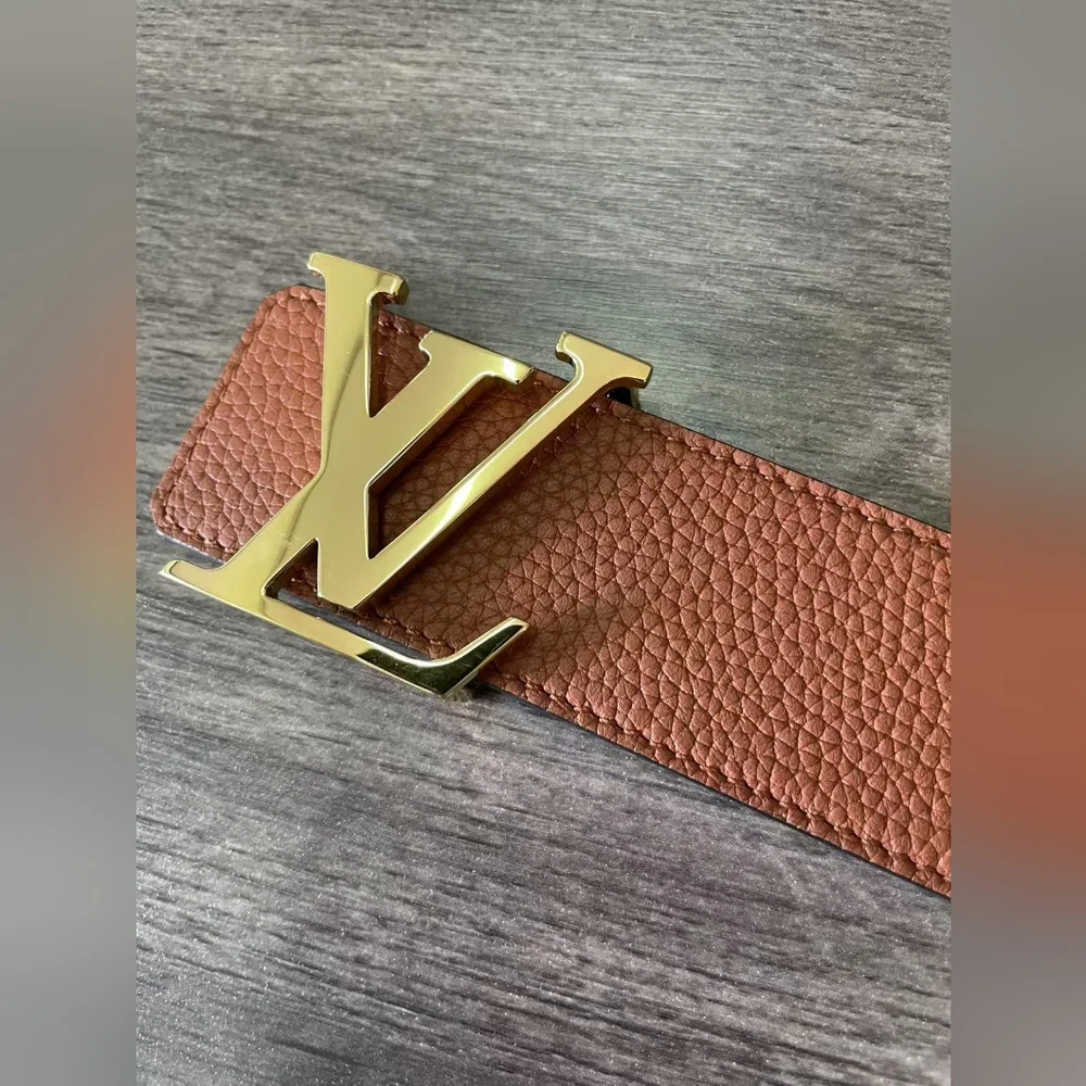 Louis Vuitton Initiales 40MM Reversible Belt - Picture 5 of 14